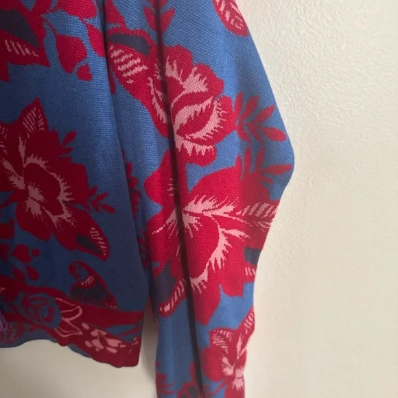FARM Rio Blue and Red Floral Blouse - Picture 4 of 9